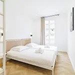 Large & Confort 2 Bdr Renovated 아파트 *