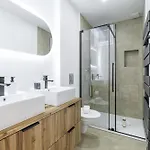 아파트 Large & Confort 2 Bdr Renovated *
