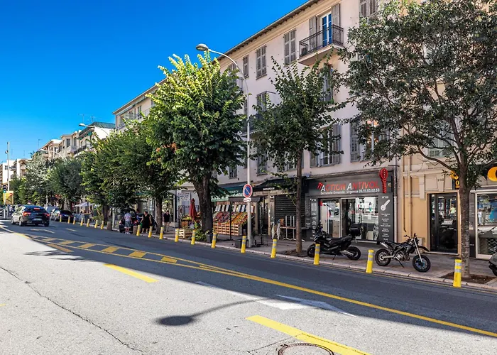 Large & Confort 2 Bdr Renovated *