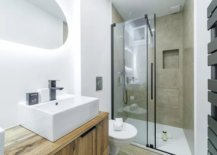 Appartement Large & Confort 2 Bdr Renovated Nice