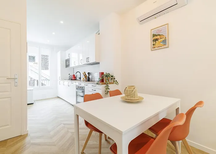 Large & Confort 2 Bdr Renovated דירה ניס