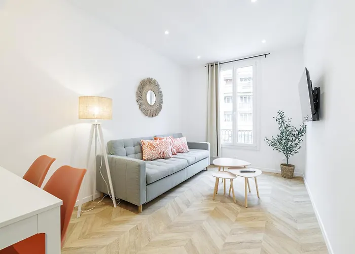 Large & Confort 2 Bdr Renovated דירה