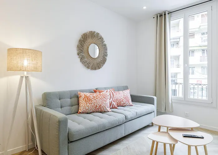 Large & Confort 2 Bdr Renovated דירה
